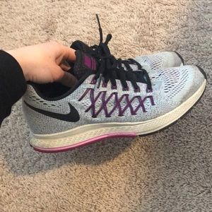 Nike Pegasus 32 sneakers